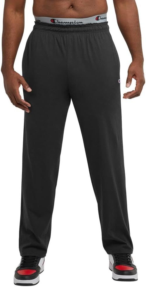 Men's straight-leg casual trousers. Black. Size L.