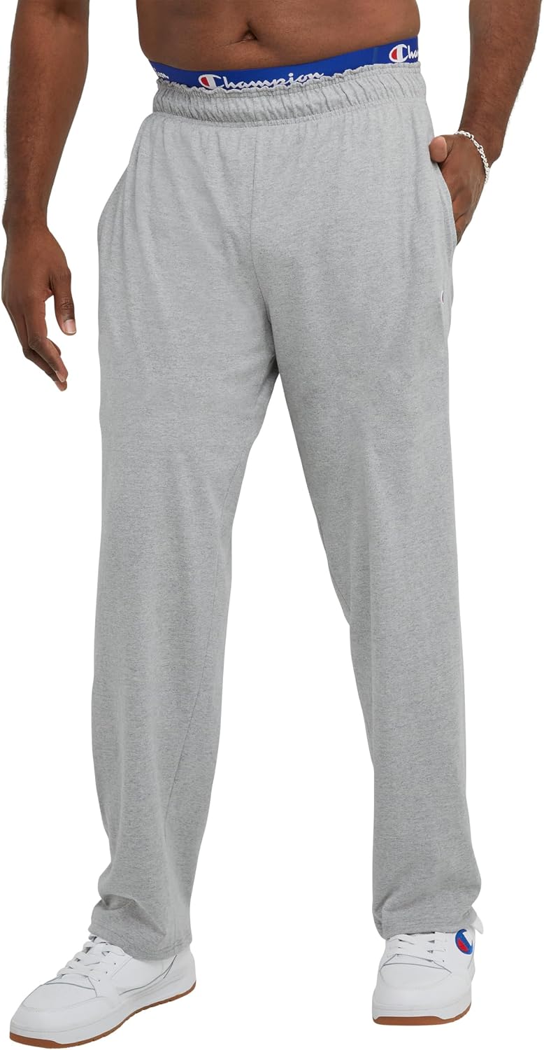 Men's straight-leg casual trousers. Black. Size L.